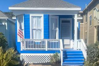 SeaSide Bliss - Steps to Beach 2 King Beds 2 Full Baths Pets OK - Galveston - 9