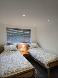 4 bedroom detached house - 8