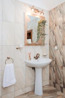 Forest View Chalet - - 6