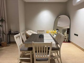 Modren luxury flat with an outdoor seating space - Riyad - 1