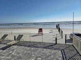 Ocean Breeze - Direct Ocean Front-Pool Is Open - Daytona Beach - 8
