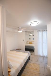 Ground Level Beachfront Studio - Hauula - 5