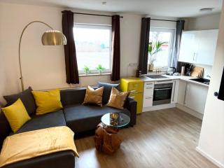 YAY - 65m2 Apartment am Bahnhof - Smart TV - Internet - Kaffee - Waschmaschine - Trockner - Mühldorf - 1