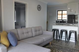 Country Style Accommodation Unit 2 - - 2