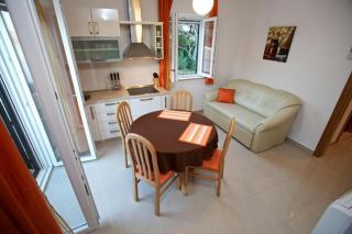 Villa Grlica with garden view - Sutivan - 8