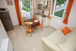 Villa Grlica with garden view - Sutivan - 9
