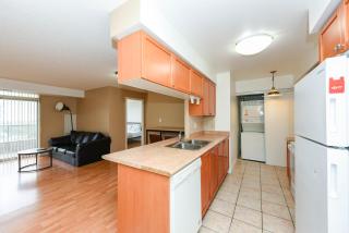 PlanURstay - Amazing 2BR & 2BTH - Near Square One Mall - 7