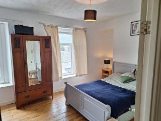 Entire House - SA1 - Swansea - 6
