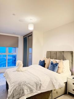 Skyline View Apartments - City Lights & Skyline Heights - Barking - 9