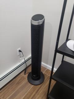 Modern Farmhouse Decor With Washer & Dryer - 5