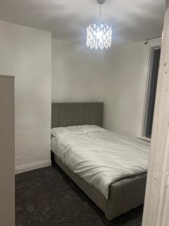 Luxury 3 bed house - 2