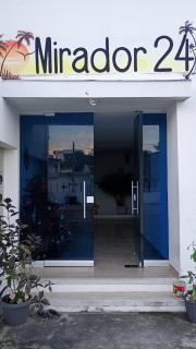 Apartamento con piscina - 2