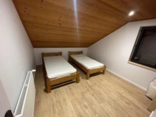 Chalet rénové pour 12 pers. à Super Besse - FR-1-814-89 - Besse-et-Saint-Anastaise - 1