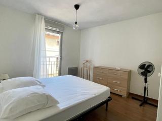 Moderne T2 avec Balcon & Garage à Aix-les-Bains - FR-1-555-110 - 6