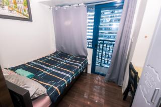 Cozy Crash Pad B Laughter friendly Makati 2271 Gym Swim Park 300 - Manila - 2