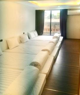 Omely Homestay - - 7