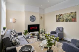 Delia's 3-Bedroom Apartment in Liverpool - Liverpool - 2