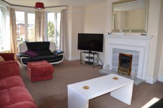 Seaview Large Flat ideal for Two Families - Whitby - 7