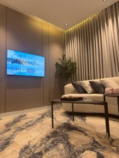 شقة مودرن بغرفة وصالة - 8