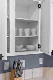 3 Bed 2 Bath Newly Furnished - Available Now - 3