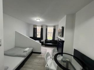 Cosy studio flat - London - 4