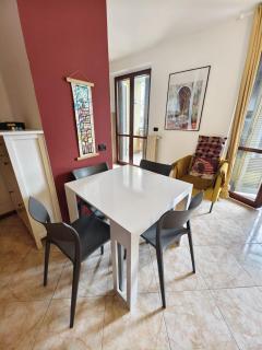 Rogoredo - 10 min-Linate airport 100 m from the metro - 8