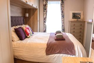 Bumble Lodge New Forest - Landford - 1