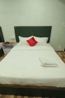 Hotel Luit Grande - Guwahati - 3