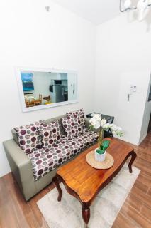 Urban Charm Cozy Meet 51 Air Swim Gym Park 300Mb - Manila - 3