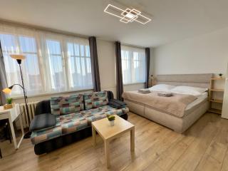 Smarty Choice Flat with Deluxe Kitchen - Prague - 0