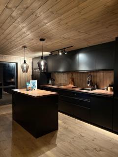 Lyngen Vista - Arctic Luxury - 5