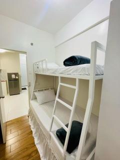 RiverBay 2 BR Apartment Naga City - Naga - 5