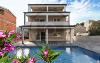 Beautiful Home In Banj With Wifi - Banj - 0