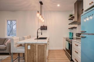 Chic Suite by Westlynn - Little Current - 8