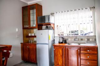 Earthy Inn - Succulent - Pretoria - 1