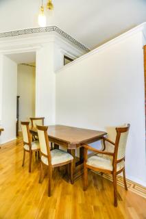 White Apartment In The Nizami Street - 6