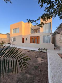 Elias Villa - 7