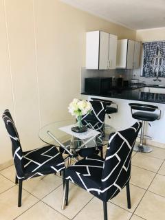 Menlyn Comfort Place - 3