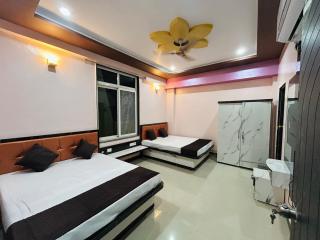 hotel nishant palace - - 0
