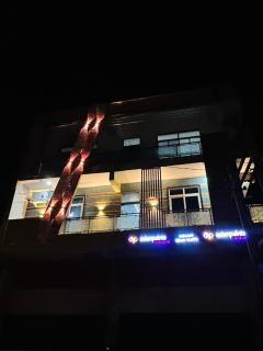 hotel nishant palace - - 5