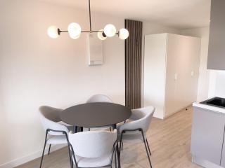 Appartement Étoilé, Piscine, Plage face, Clim - La Grande-Motte - 2