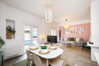 Acropolis Sights - Greecing - 6