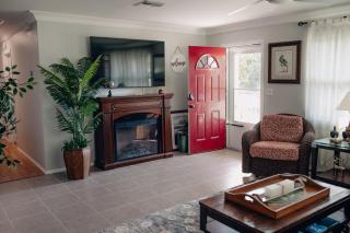 Coastal Retreat Near Naples Beach & Downtown - Naples - 3