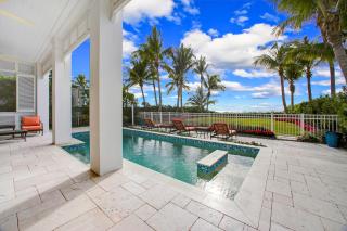 Serenity, Luxury Beachfront Vacation Paradise, Sleeps 12 - 5