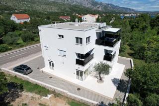 Apartmani Lux - Starigrad-Paklenica - 0