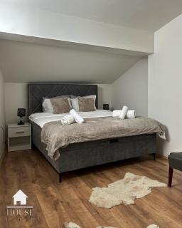 House Inn - Pirot - 1