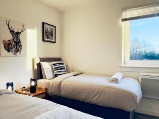Chic & Cozy 2-Bed Flat in Glasgow - Free Parking - Glasgow - 2