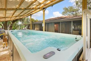 A Forest Pool Calloosaha River Retreat in Fort Myers - Fort Myers - 4
