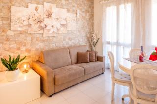 Elena Apartment - Free Secure Parking - Center - Pool - View Lake - Bardolino - 0