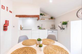 Alfama Historical Apartment Stylish 1 BR - Lissabon - 4